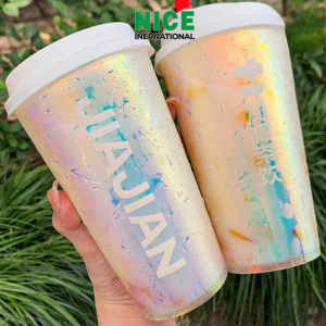 Alternative view of Ly nhựa cầu vồng