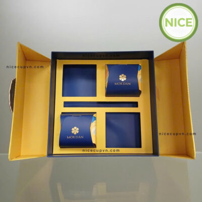 Hộp giấy quà tặng 1 z7353418481874 2c4bb069c2ae84322b453c744cdf406f