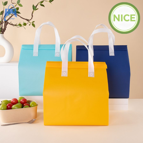 Sản Xuất Túi Giữ Nhiệt Theo Yêu Cầu: Giải Pháp Tối Ưu Cho Doanh Nghiệp Của Bạn