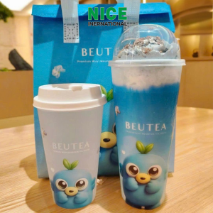 Ly nhựa đổi màu