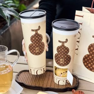 Ly giấy Blind Box – Khi bao bì không chỉ để đựng mà còn để "chơi" 2 Mẫu ly giấy blind box